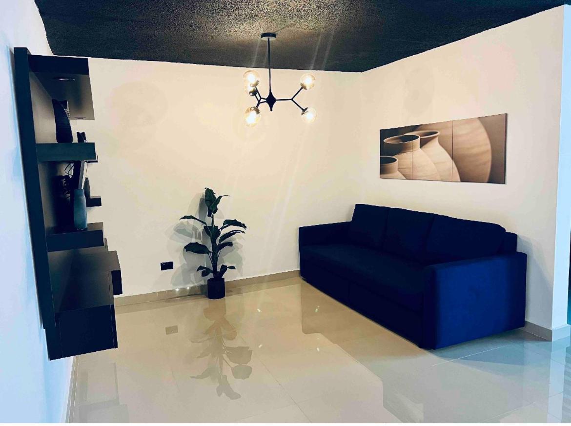 North Breeze Guest House 1 Levittown Εξωτερικό φωτογραφία